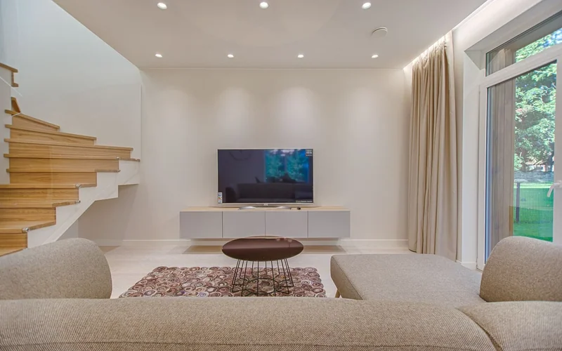 Smart TVs under 30000